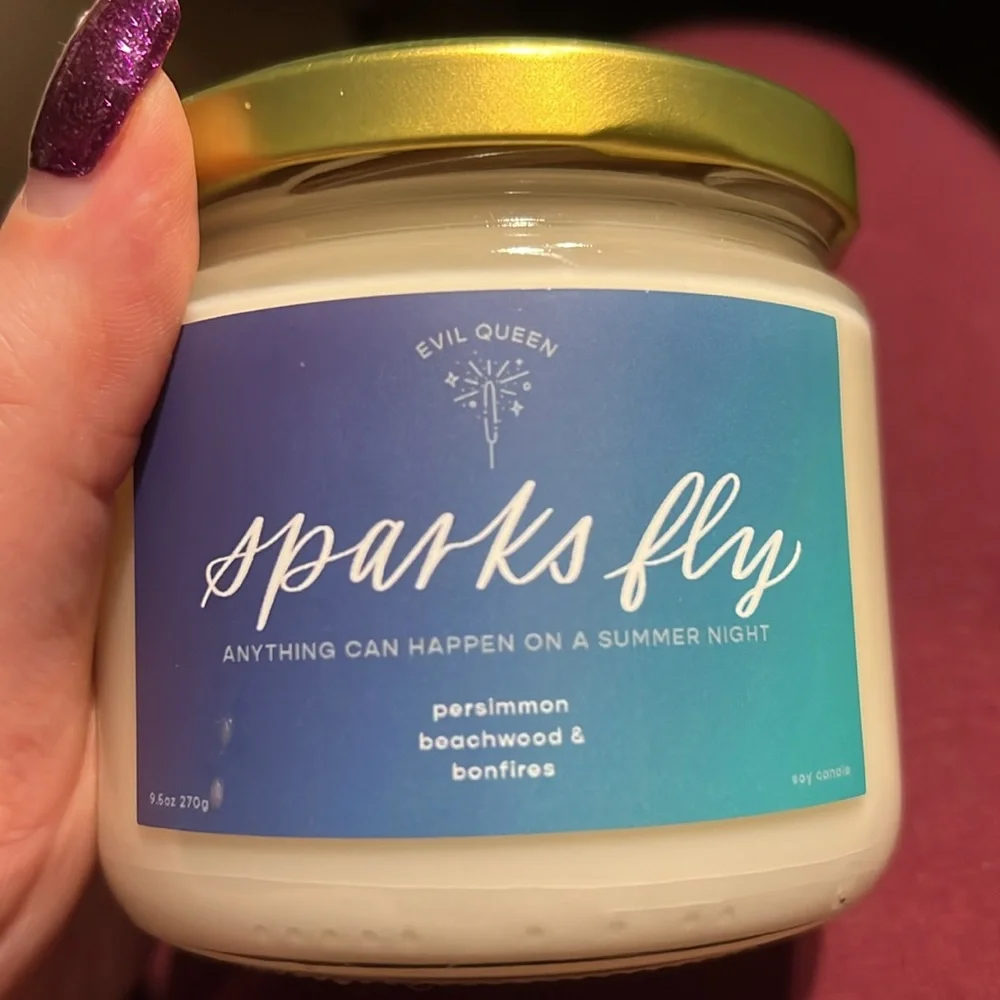 Evil queen persimmon and beach wood candle - Picture 2 of 3